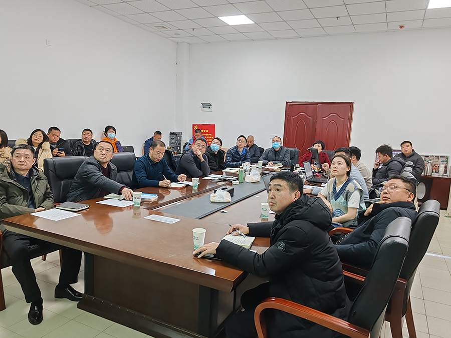 校区置换与建设工作推进办公室组织召开临江校区学生宿舍施工图设计成果交底会