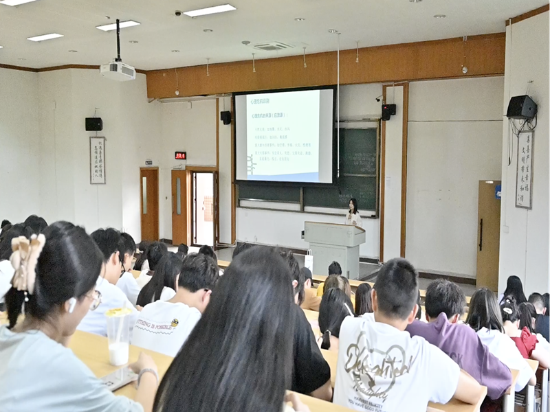 学校学生心理健康宣传教育月活动圆满结束