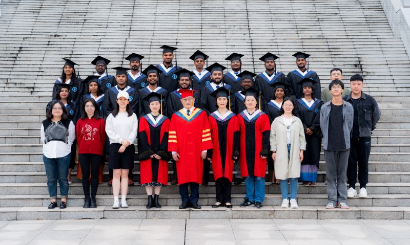 我校举行2023年留学生毕业典礼及学位授予仪式