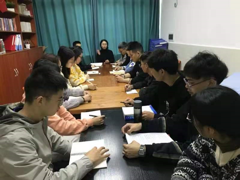 中西医临床医学系召开学习贯彻十九届五中全会精神座谈会
