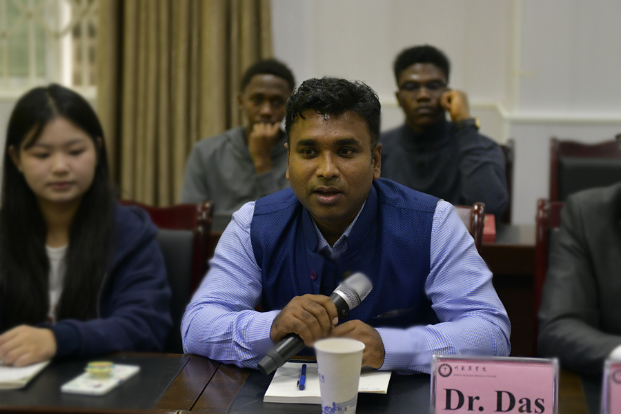 学校举办中外学生共话“一带一路”活动