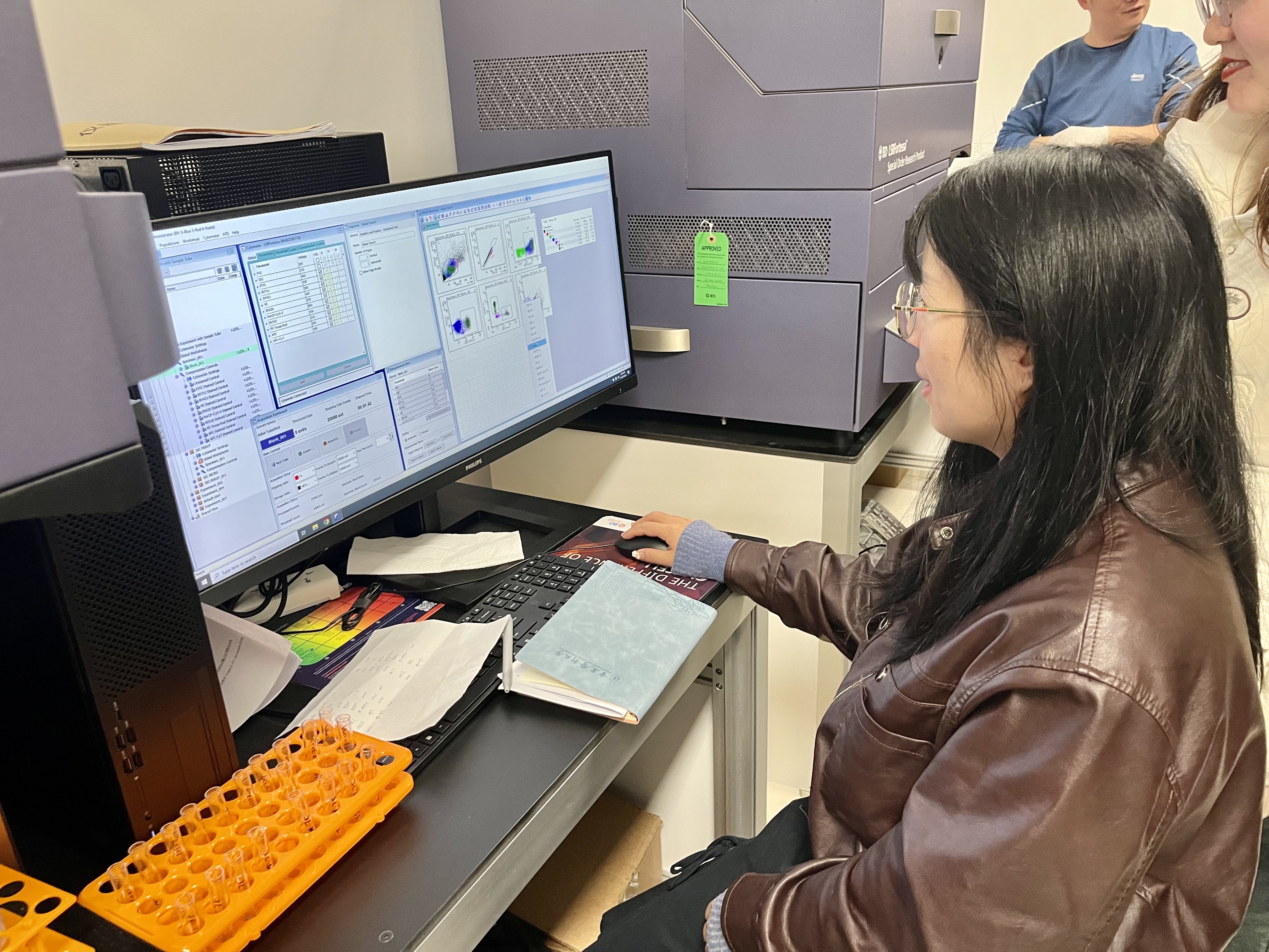 科创中心流式管理小组参加“前沿免疫技术高级讲习班”提高流式基础理论与实操技能