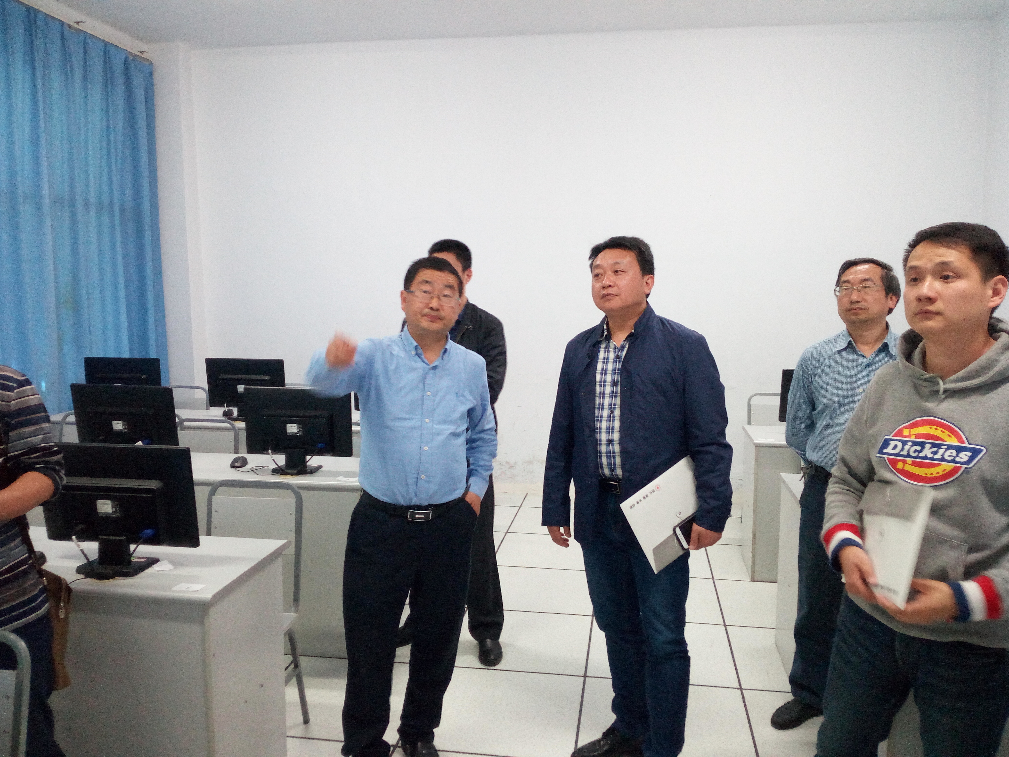 学校校长杜勇带队完成我校2016-2017年央财项目建设情况督查