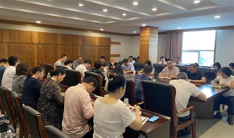 学校组织召开2022-2023学年度第二学期第三次院系联席会议
