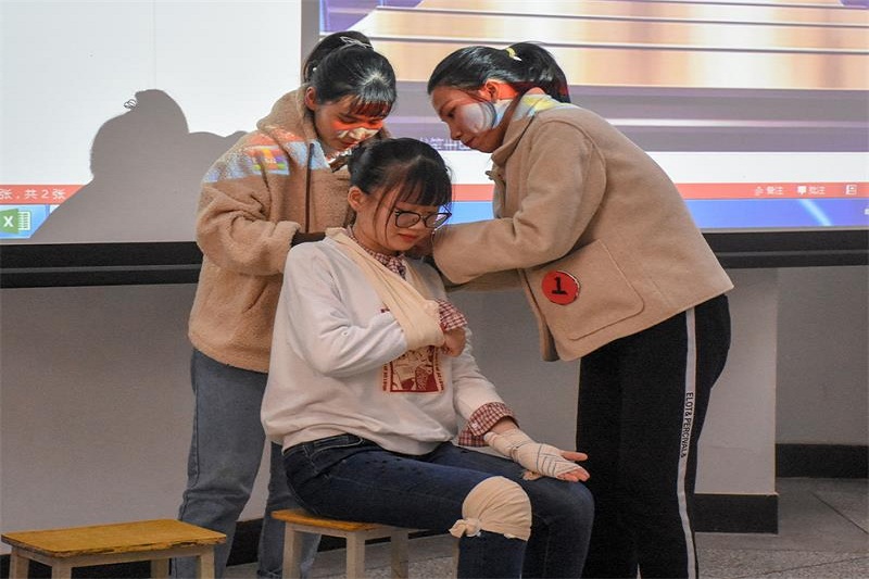 临床医学系举办急救知识技能大赛决赛