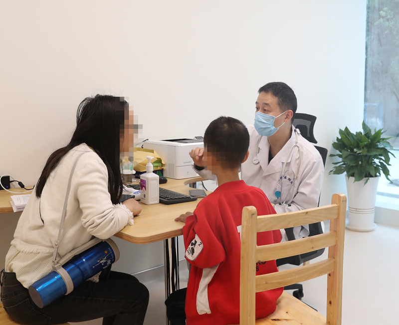 “老”院区，新起点！首场义诊在川北医学院附属医院文化路院区开诊