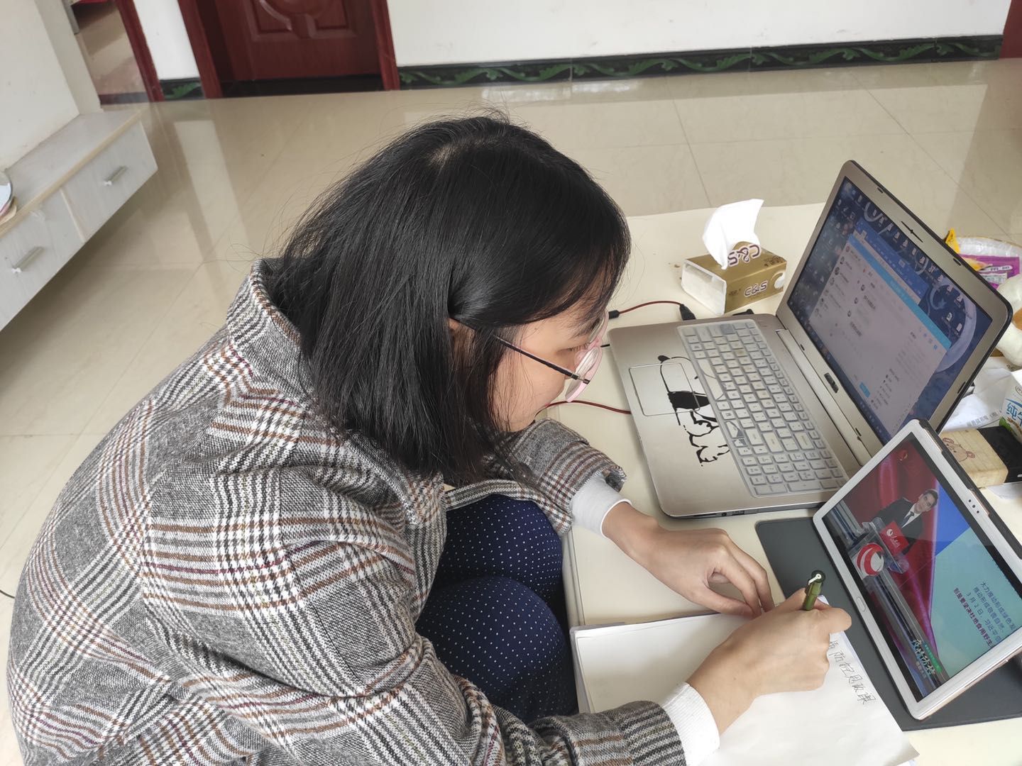 护理学院师生同上一堂全国大学生疫情防控思政大课