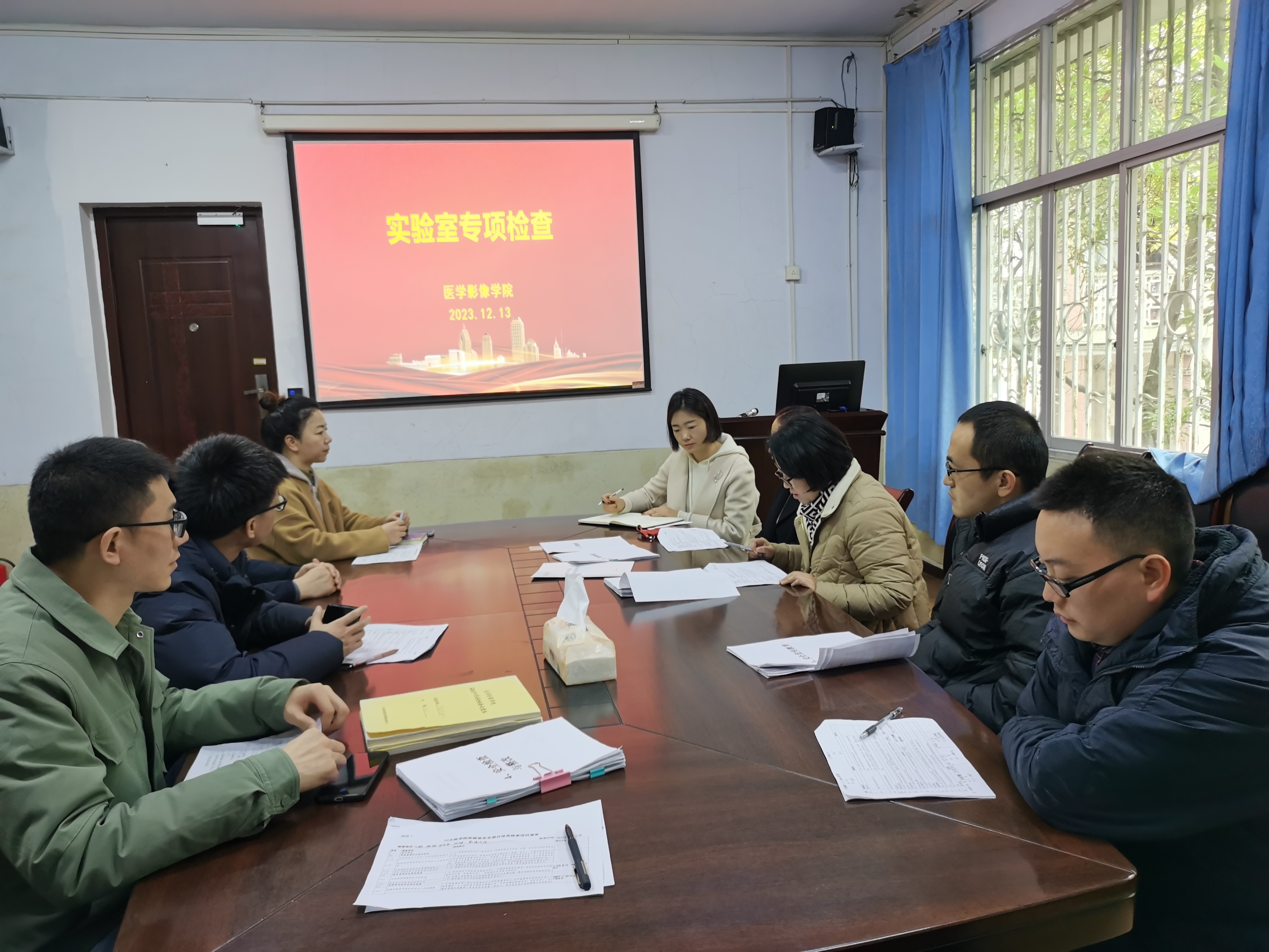 学校开展实验室安全责任体系专项检查