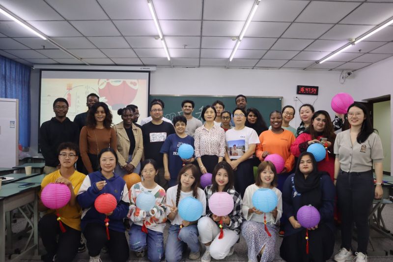 国际教育交流学院举办留学生庆中秋趣味活动