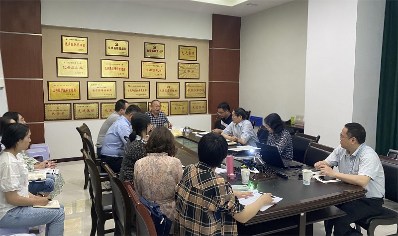 张波副校长带队检查教务处新一轮本科教育教学审核评估自评自建工作