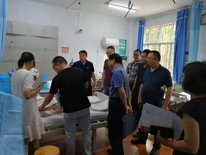 学校开展2020年专项建设回头看及绩效考评