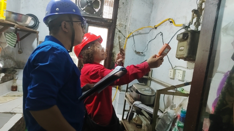 后勤管理处组织开展校园燃气安全大检查