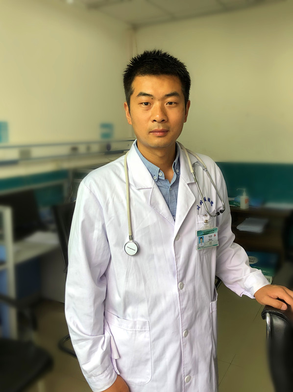 林家福：将青春的脚印深深镌刻在援彝之途上