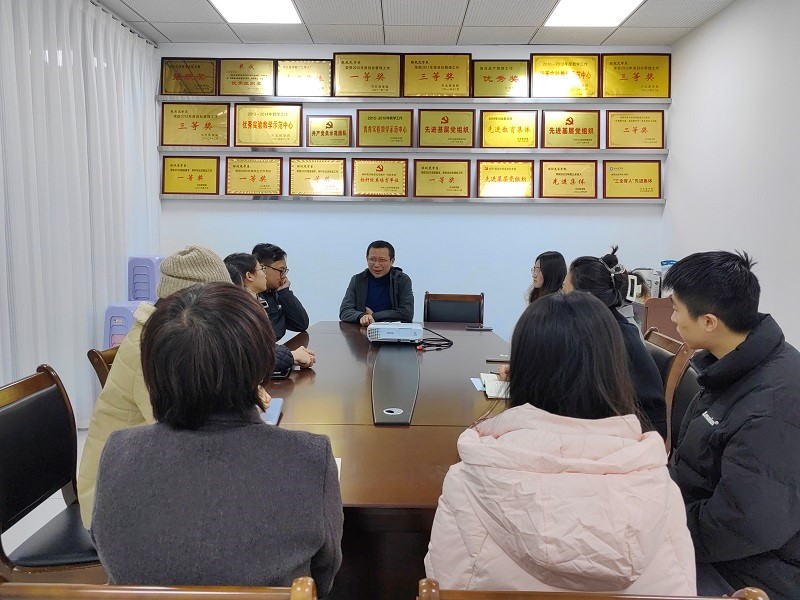 眼视光医学院成功举办少数民族和经济困难学生代表座谈会