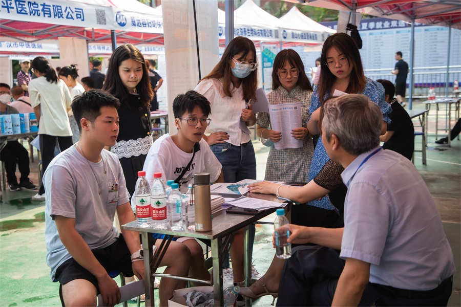 我校成功举办2022届毕业生夏季就业双选会