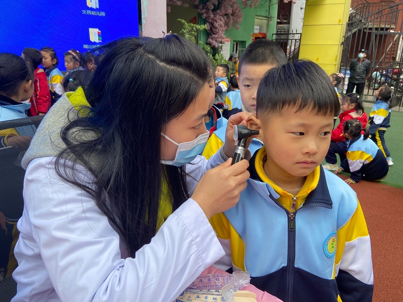 第二附属医院开展全国爱耳日科普宣传活动