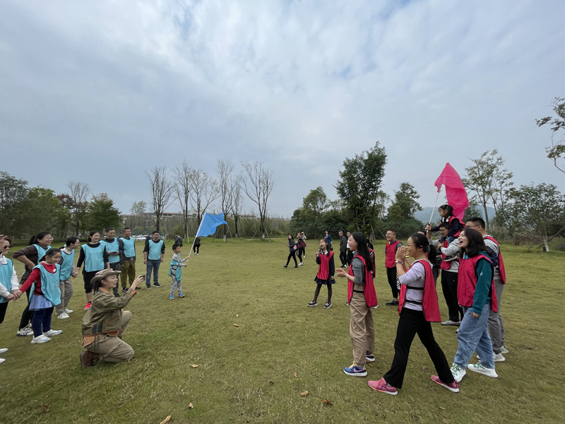 医学影像工会小组举行凤仪湾素质拓展活动