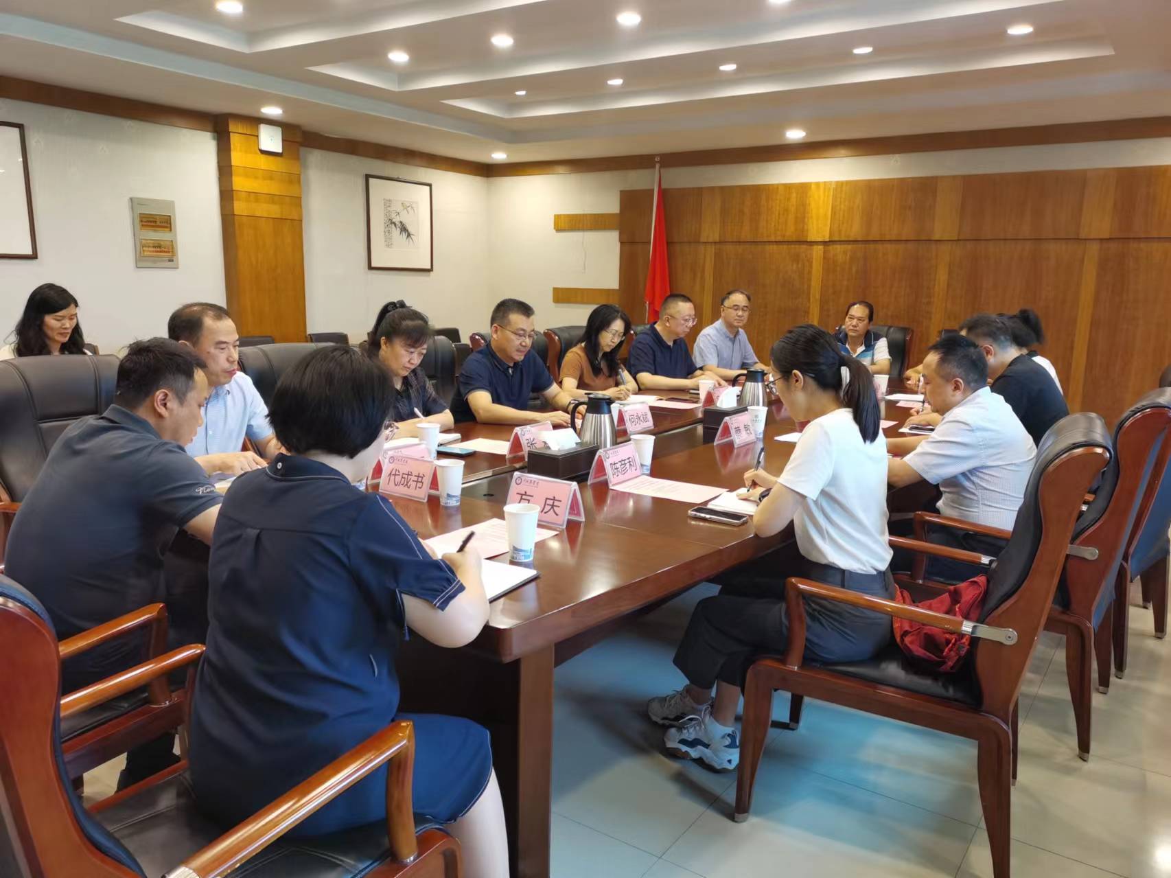 省教育厅专家组一行来我校开展待报废资产现场核查工作