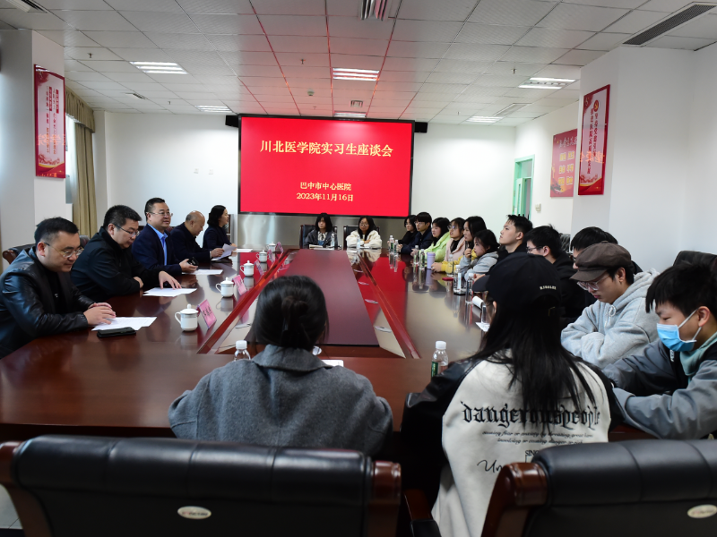 校领导带队巡查实践教学基地
