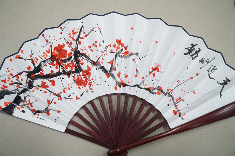 基础医学院举办“我与花朝”花朝节绘画手工展示活动