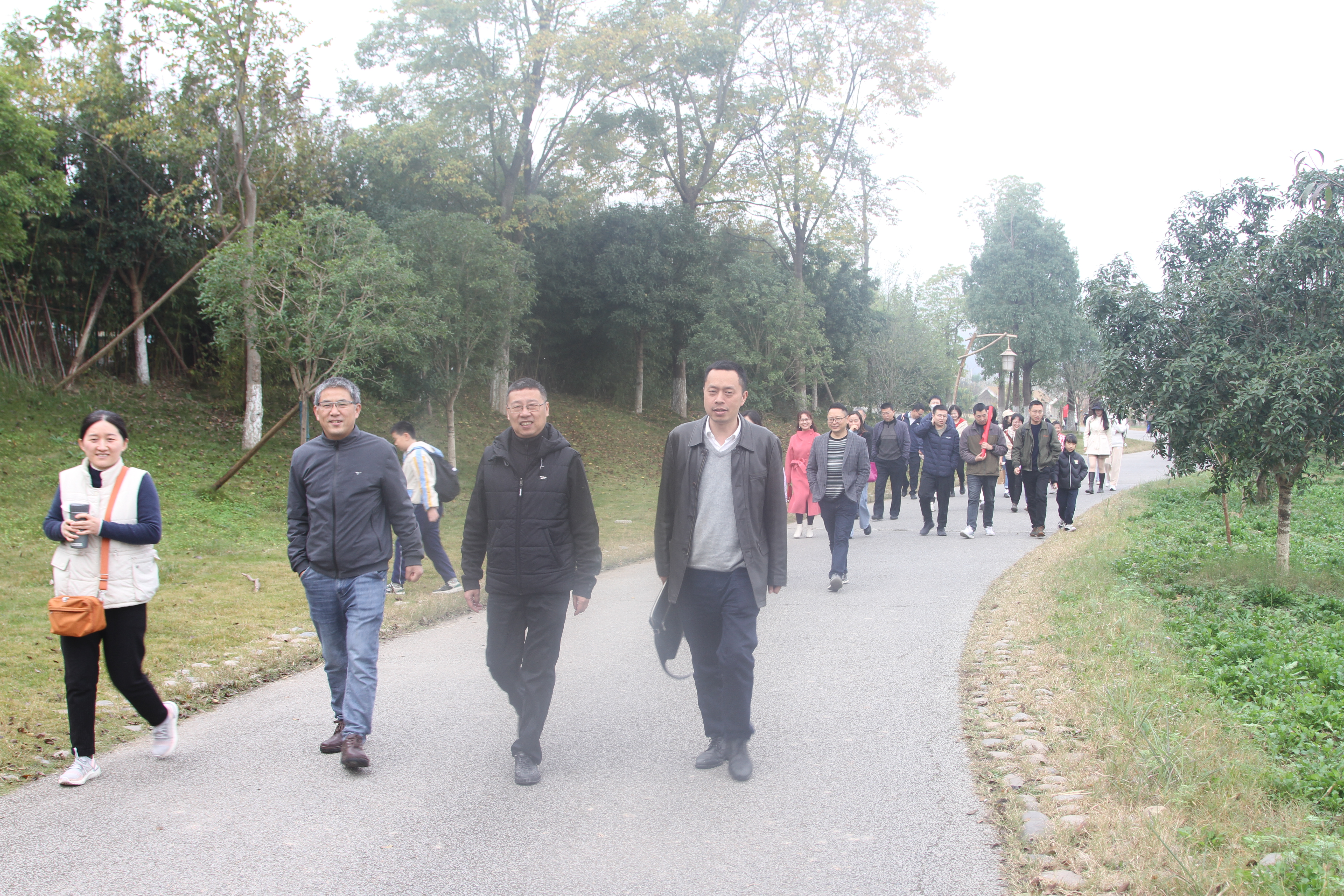 基础医学与法医学院工会组织顺利组织职工活动