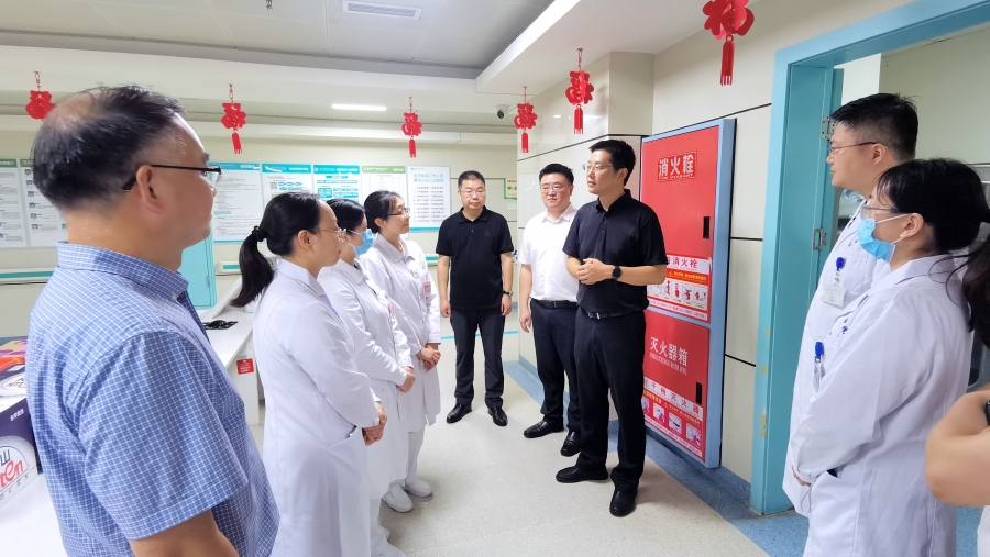 学校开展2024年“清凉解暑意 工会护安康” 夏季送清凉慰问活动