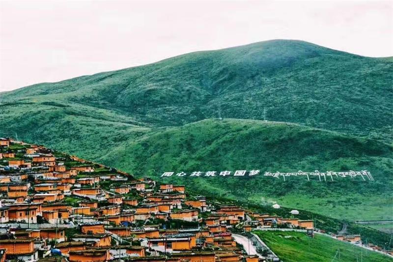 基础医学院开展“定格青春，风华川北”摄影比赛