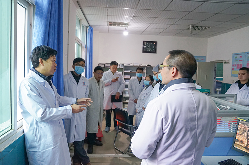 我校附属医院赴凉山州美姑县开展艾滋病诊疗现场指导考察及帮扶活动