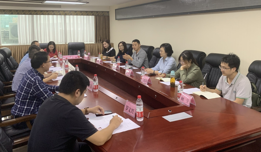 四川音乐学院国资设备处胡明冲一行来我校调研