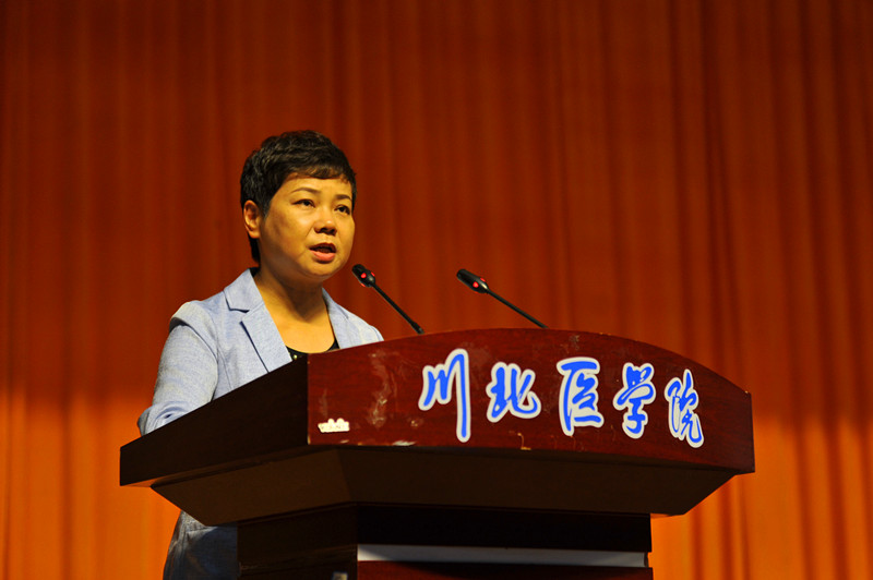 南充市“千名‘五老’讲中国故事、南充故事、初心故事”走进川北医