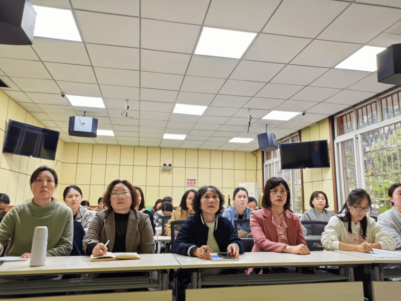 护理学院召开本科教育教学审核评估相关知识强化培训会