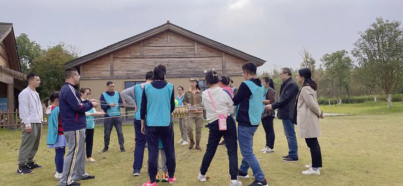 医学影像工会小组举行凤仪湾素质拓展活动